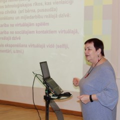 1_Berzinas_lekcija-Small
