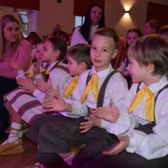 Tautas deju koncertā.