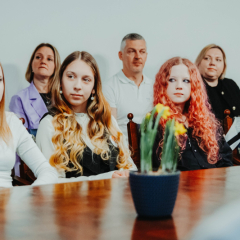 25022026_IZM_tikšanās_ar_skolēnu_pašpārvalžu_konkursa_“Brīvprātīgais_darbs_skolas_un_kopienas_labumam”_uzvarētājiem